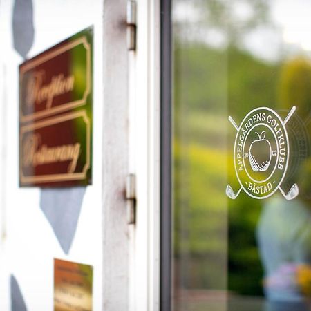 Aeppelgarden I Bastad Bagian luar foto